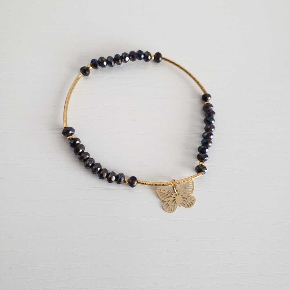 Bracelet, stackable dainty butterfly detail. Single bracelet - Picture 1 of 6
